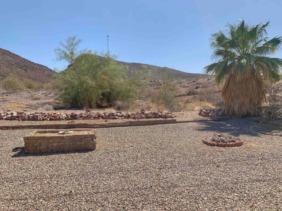Desert Getaway - Centrally Located, Trail Access Steps Away! Lake Havasu City Exterior foto