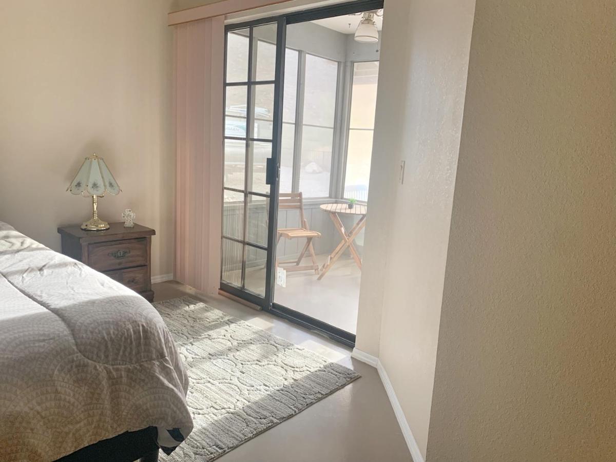 Desert Getaway - Centrally Located, Trail Access Steps Away! Lake Havasu City Exterior foto